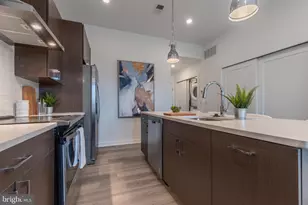 710 N 16th St, Philadelphia, PA 19130 - Photo 5