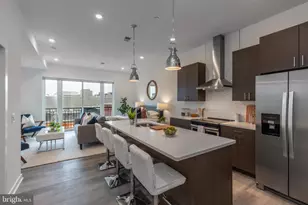 710 N 16th St, Philadelphia, PA 19130 - Photo 1