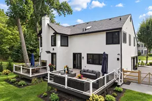 8506 Parkwood Ln, Philadelphia, PA 19128 - Photo 43
