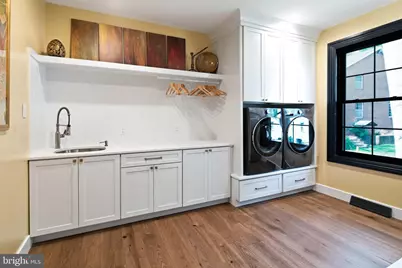 8506 Parkwood Lane, Philadelphia, PA 19128 - Photo 13