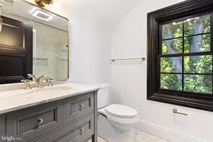 8506 Parkwood Ln, Philadelphia, PA 19128 - Photo 31