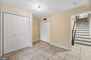 1315 N 19th St, Philadelphia, PA 19121 - Photo 17