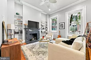 916 Clinton St, Philadelphia, PA 19107 - Photo 3