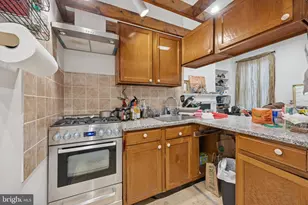 916 Clinton St, Philadelphia, PA 19107 - Photo 25