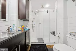 916 Clinton St, Philadelphia, PA 19107 - Photo 21