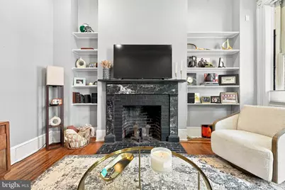 916 Clinton Street, Philadelphia, PA 19107 - Photo 5