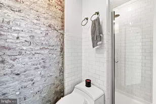 916 Clinton St, Philadelphia, PA 19107 - Photo 35
