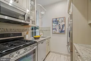 2308 Spruce St, Philadelphia, PA 19103 - Photo 7