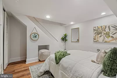 2308 Spruce Street #2310B, Philadelphia, PA 19103 - Photo 19