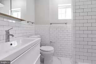1602 S LeCount St, Philadelphia, PA 19145 - Photo 15