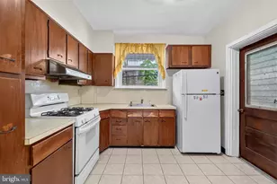 1844 S Carlisle St, Philadelphia, PA 19145 - Photo 9
