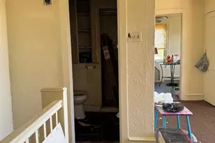 2527 S 68th St, Philadelphia, PA 19142 - Photo 27