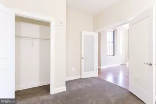 312322 Walnut St, Philadelphia, PA 19106 - Photo 9