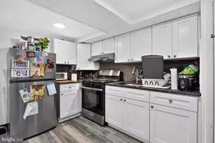 270 Dupont St, Philadelphia, PA 19128 - Photo 37