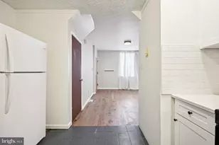 1259 S 46th St, Philadelphia, PA 19143 - Photo 9