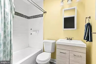 6476 Milton St, Philadelphia, PA 19119 - Photo 19