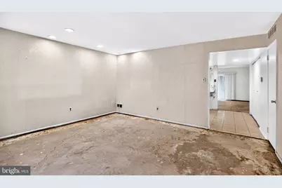 2117 President Street, Philadelphia, PA 19115 - Photo 3