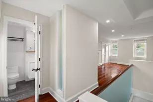 2207 Pine St, Philadelphia, PA 19103 - Photo 33