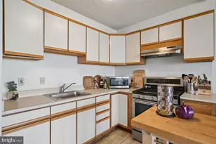 2401 Pennsylvania Ave, Philadelphia, PA 19130 - Photo 7