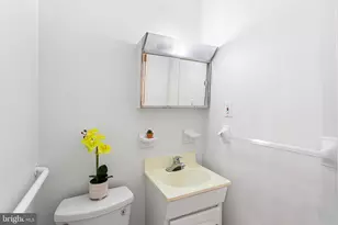 1728 Church Ln, Philadelphia, PA 19141 - Photo 7