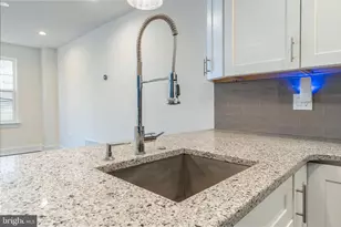 1139 Clay St, Philadelphia, PA 19123 - Photo 11