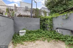 1837 E Harold St, Philadelphia, PA 19125 - Photo 17