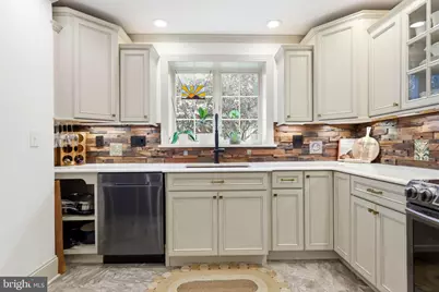 8400 Rising Sun Avenue, Philadelphia, PA 19111 - Photo 13