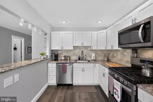 12621 Richton Rd, Philadelphia, PA 19154 - Photo 9
