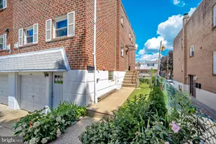 10242 Selmer Pl, Philadelphia, PA 19116 - Photo 3