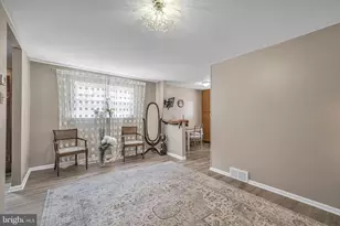 10242 Selmer Pl, Philadelphia, PA 19116 - Photo 9