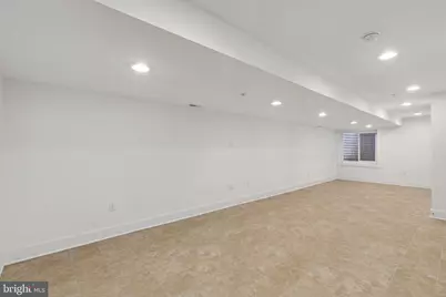 1130 N Front Street #A24, Philadelphia, PA 19121 - Photo 17