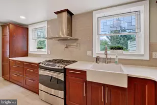 9247 Outlook Ave, Philadelphia, PA 19114 - Photo 13