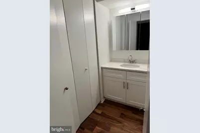 2018-2032 Walnut Street #7M, Philadelphia, PA 19103 - Photo 9