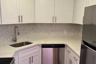 2018-2032 Walnut St, Philadelphia, PA 19103 - Photo 3