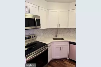 2018-2032 Walnut Street #7M, Philadelphia, PA 19103 - Photo 5