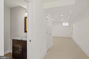 1325 S Cleveland St, Philadelphia, PA 19146 - Photo 17
