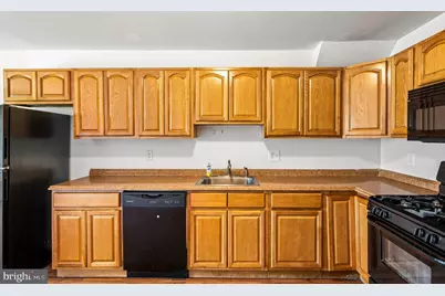 1216 S 45th Street #B, Philadelphia, PA 19104 - Photo 3