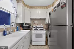 2003 Oakmont St, Philadelphia, PA 19152 - Photo 11