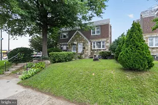 2003 Oakmont St, Philadelphia, PA 19152 - Photo 35