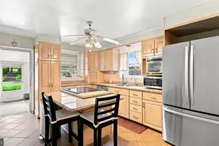 466 Paoli Ave, Philadelphia, PA 19128 - Photo 11