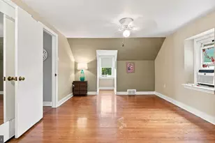 466 Paoli Ave, Philadelphia, PA 19128 - Photo 17