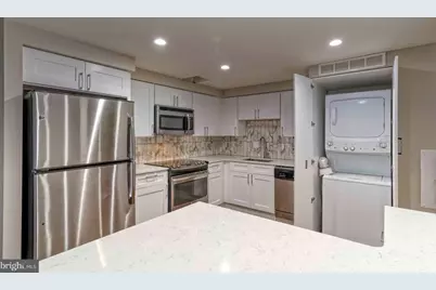 1815 John F Kennedy Boulevard #1617, Philadelphia, PA 19103 - Photo 3