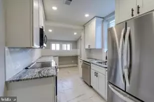 160 East St, Philadelphia, PA 19127 - Photo 11