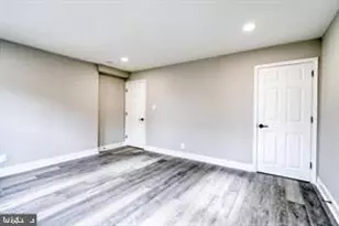 160 East St, Philadelphia, PA 19127 - Photo 23