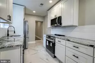 160 East St, Philadelphia, PA 19127 - Photo 15