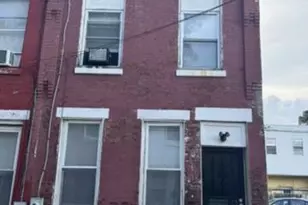 1038 W Monmouth St, Philadelphia, PA 19133 - Photo 1