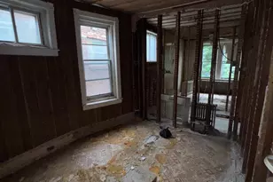 643 S 60th St, Philadelphia, PA 19143 - Photo 23
