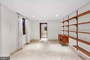 2201 Green St, Philadelphia, PA 19130 - Photo 7