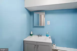 7254 Dicks Ave, Philadelphia, PA 19153 - Photo 19