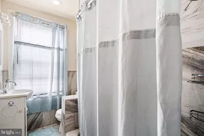 7254 Dicks Avenue, Philadelphia, PA 19153 - Photo 9